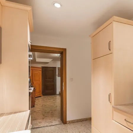 Apartmenthaus Dreier-3 By Interhome Neukirchen am Großvenediger